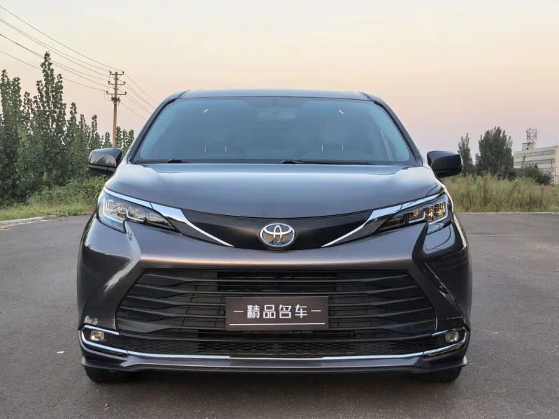 alphard sienna