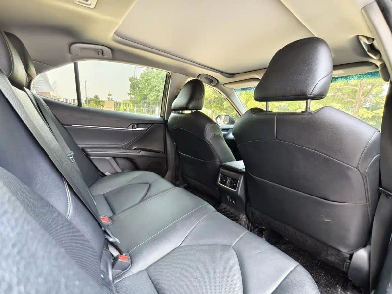 alphard camry