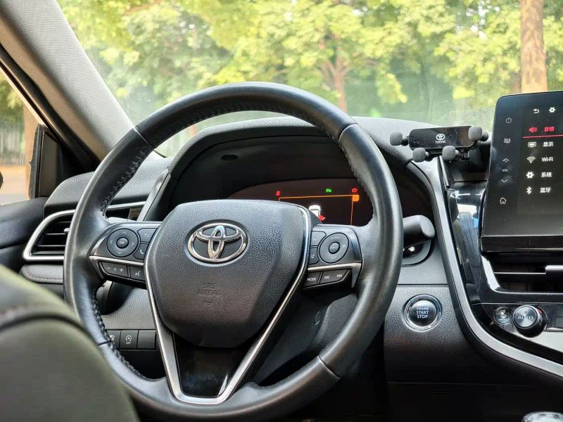 alphard camry