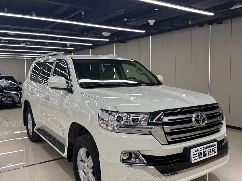 alphard land_cruiser