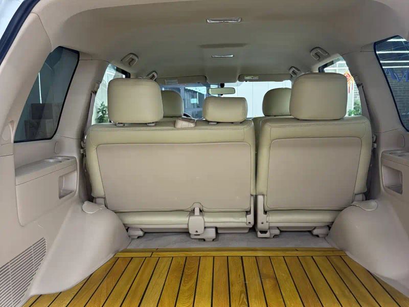 alphard land_cruiser