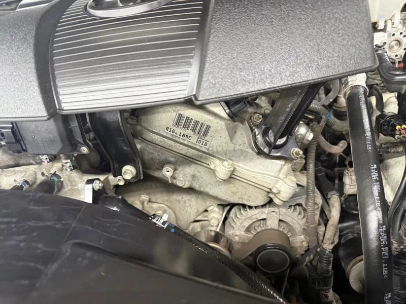 alphard land_cruiser