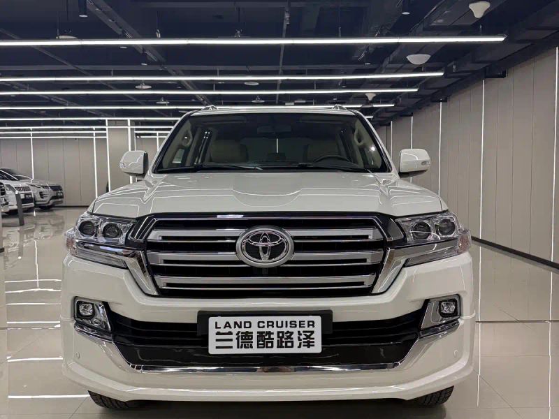 alphard land_cruiser