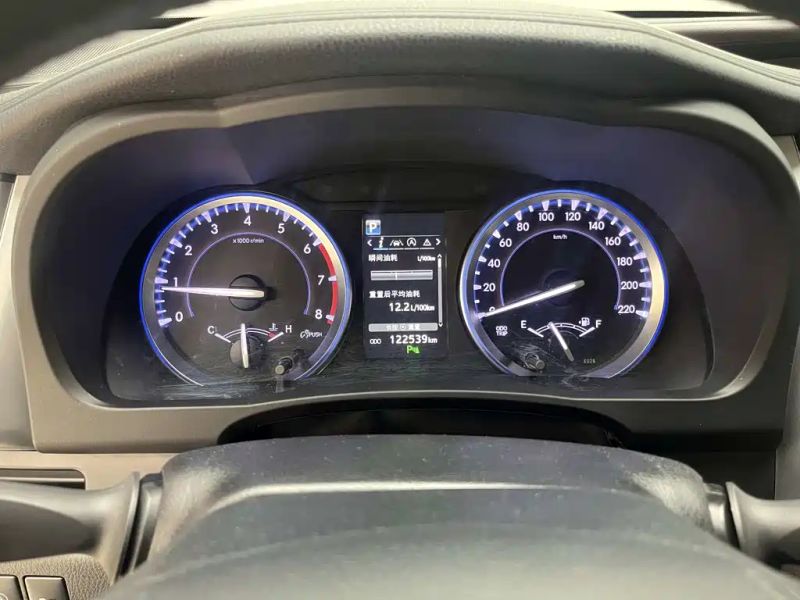 alphard highlander