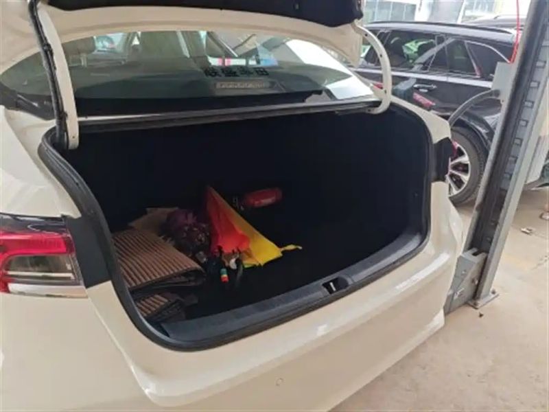 alphard corolla