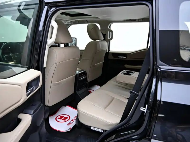 alphard prado