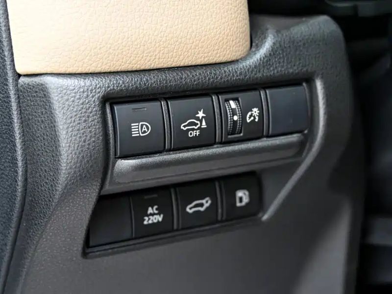 alphard prado