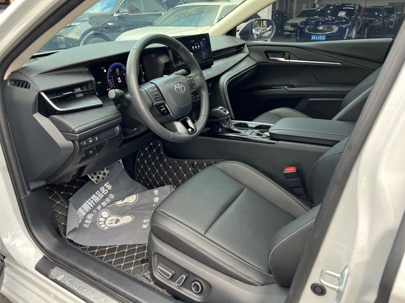 alphard camry