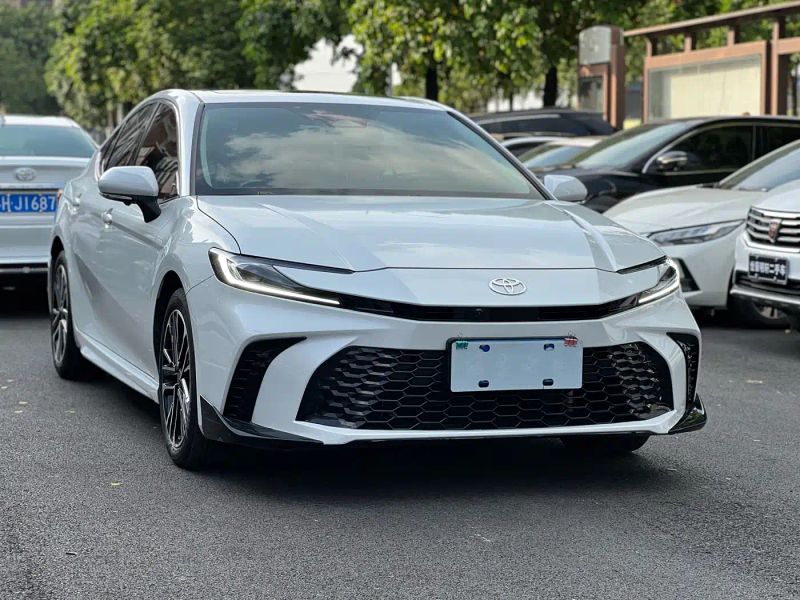 alphard camry