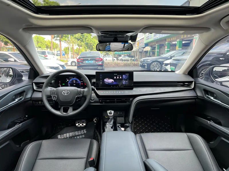 alphard camry