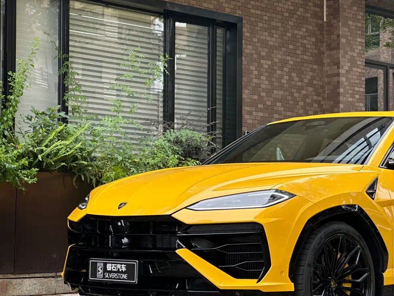 Lamborghini urus-se