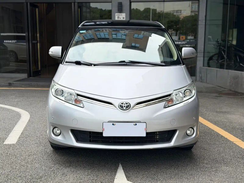 alphard previa