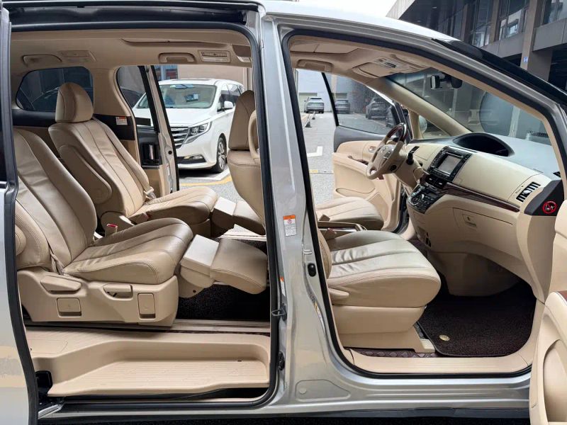alphard previa