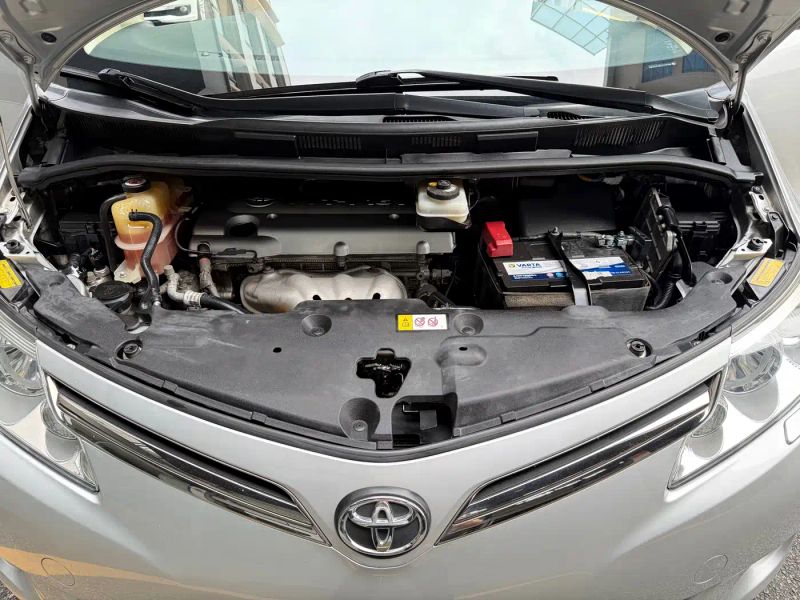 alphard previa