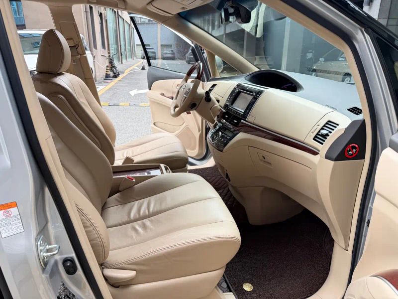 alphard previa