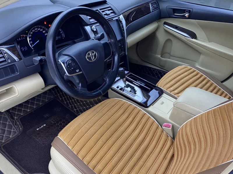 alphard camry