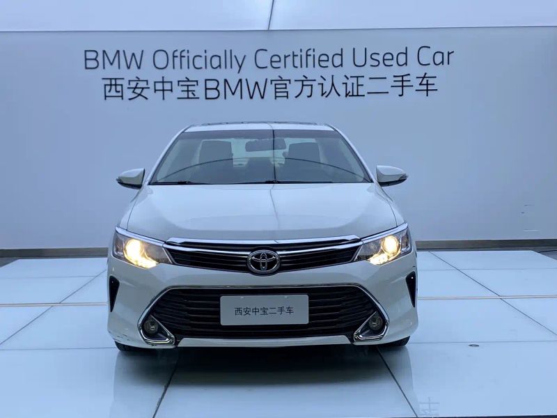 alphard camry