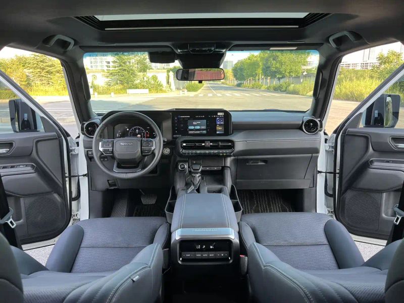 alphard prado