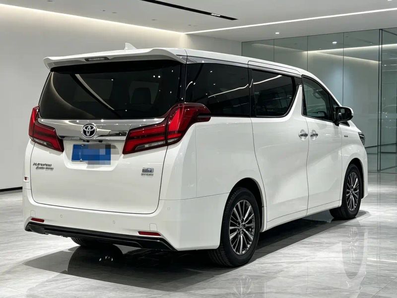 alphard alphard