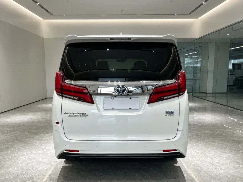 alphard alphard