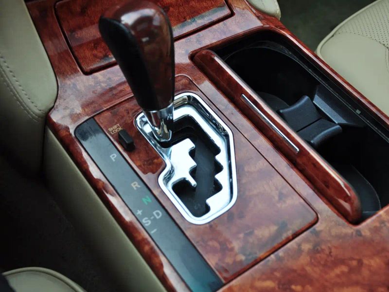alphard crown