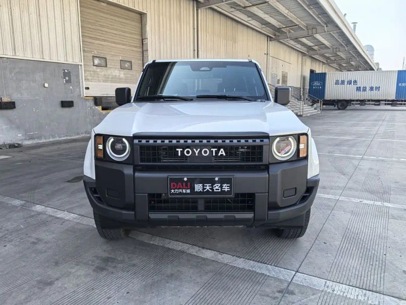 alphard prado