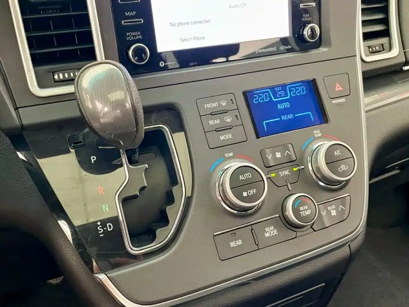 alphard sienta