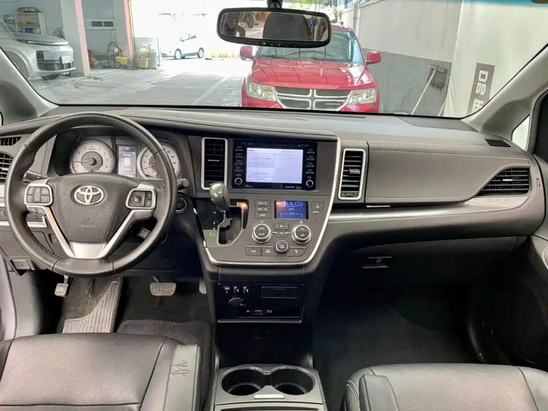 alphard sienta