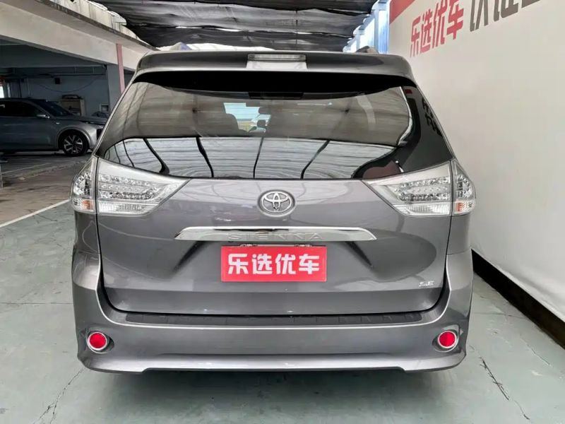 alphard sienta