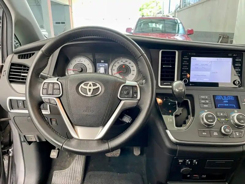 alphard sienta