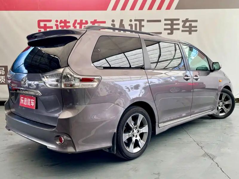 alphard sienta