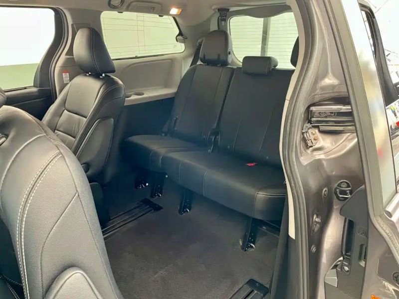 alphard sienta