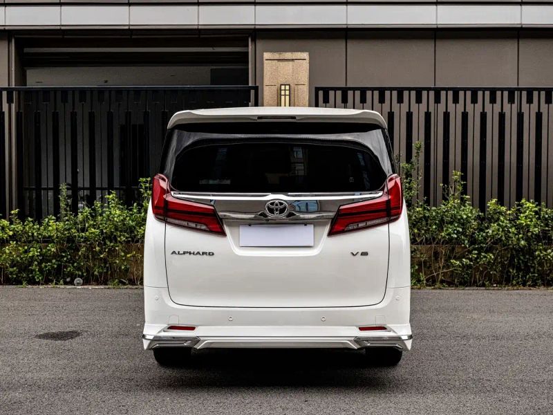 alphard alphard