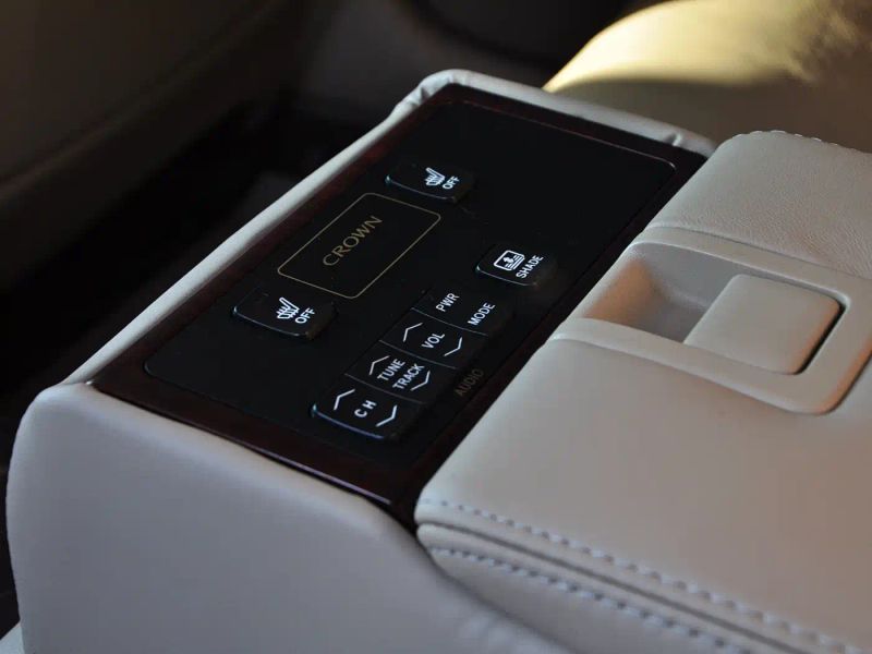 alphard crown