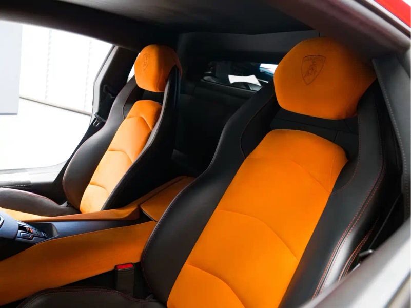 Lamborghini supercar