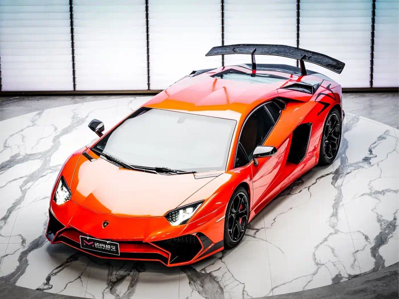 Lamborghini supercar