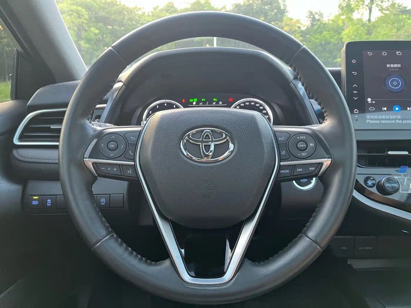 alphard camry