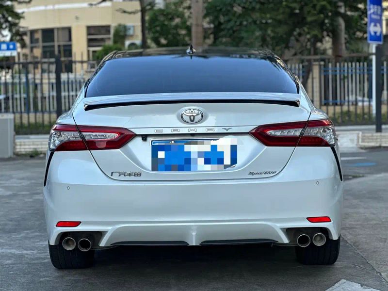 alphard camry