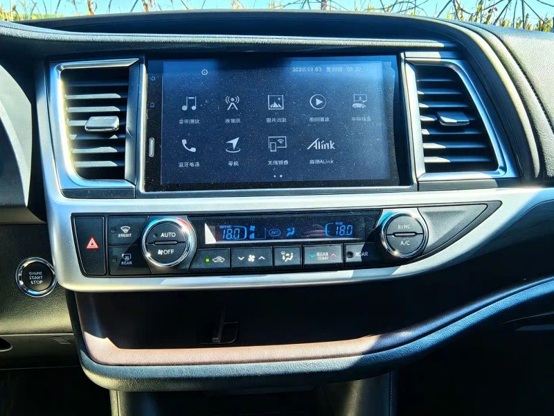 alphard highlander