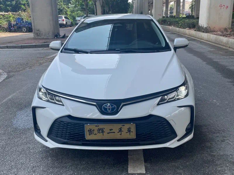 alphard corolla