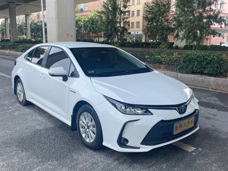 alphard corolla
