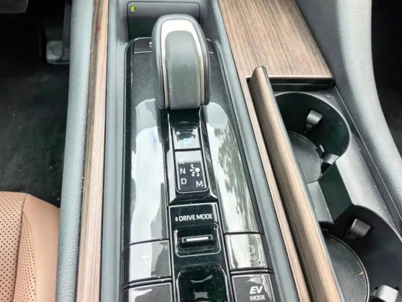 alphard imported
