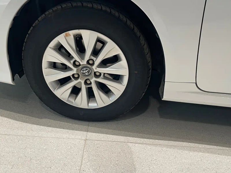 alphard corolla