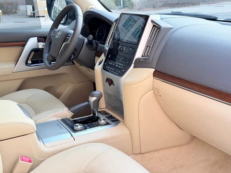 alphard landcruiser