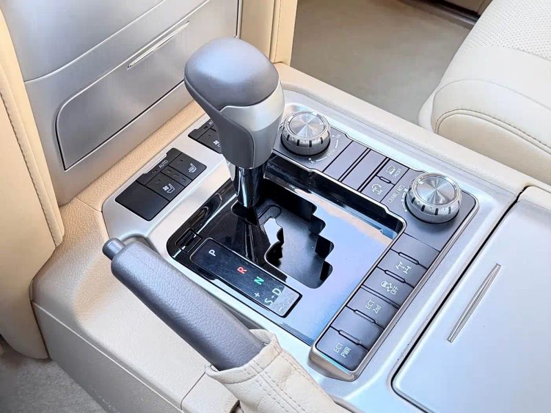 alphard landcruiser
