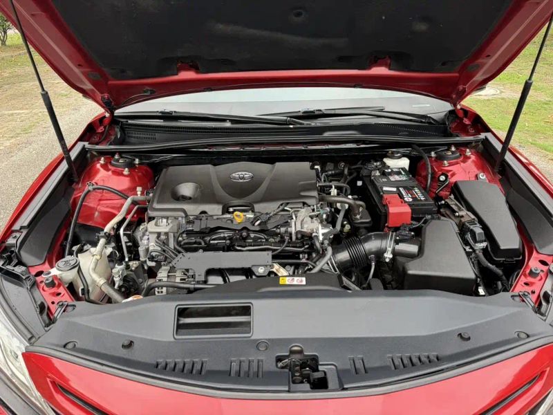 alphard camry