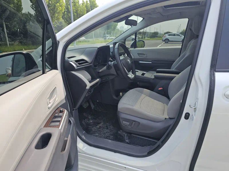 alphard sienna