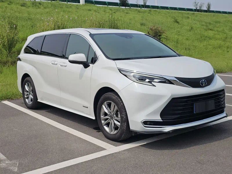 alphard sienna