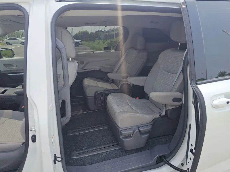 alphard sienna