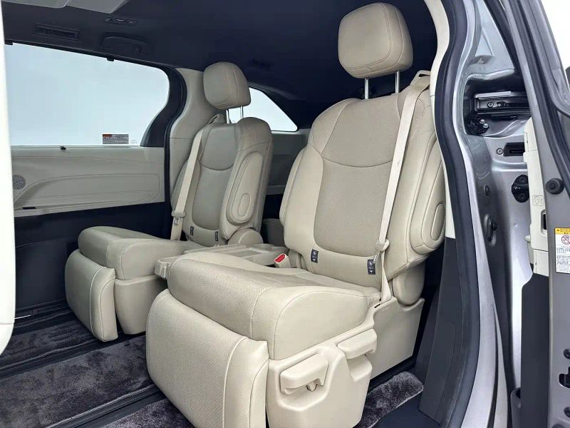 alphard sienna